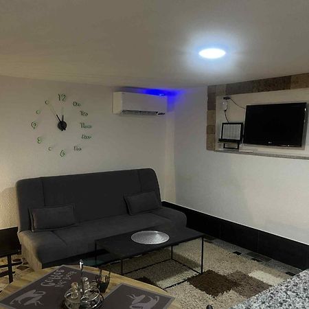 Studio Apartman Azra Kulen Vakuf Εξωτερικό φωτογραφία