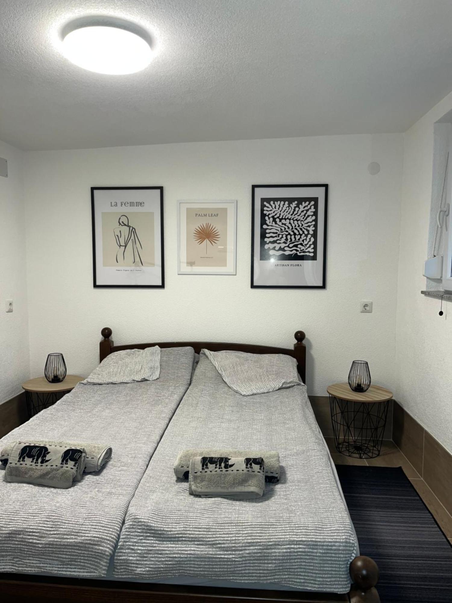 Studio Apartman Azra Kulen Vakuf Εξωτερικό φωτογραφία