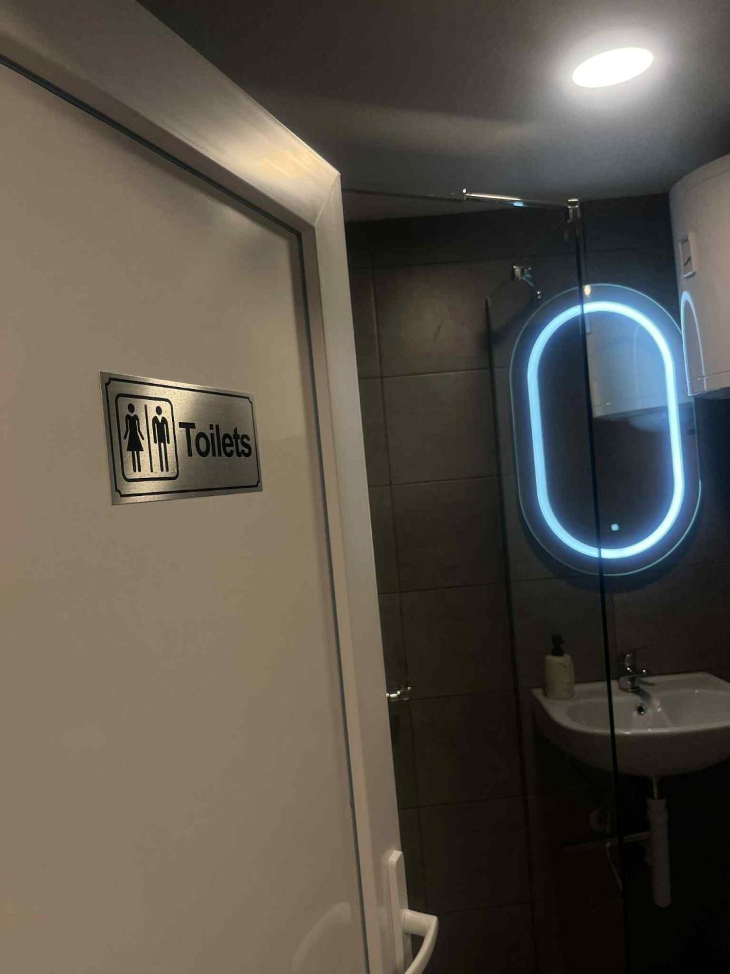 Studio Apartman Azra Kulen Vakuf Εξωτερικό φωτογραφία